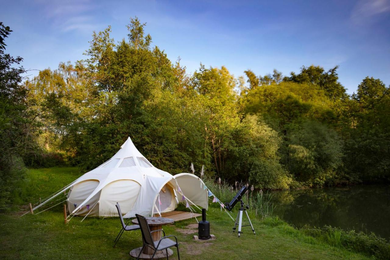 Lloyds Meadow Glamping Hotel Chester Exterior foto