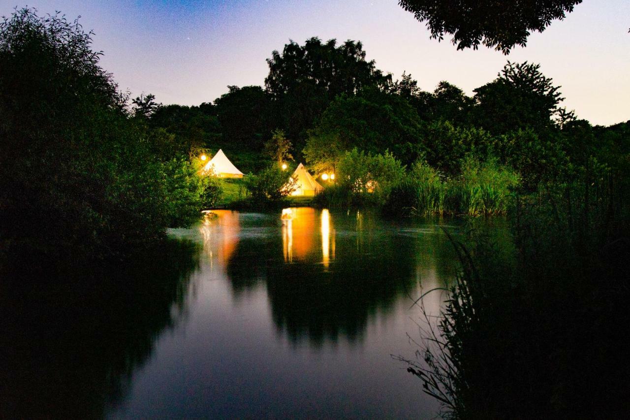 Lloyds Meadow Glamping Hotel Chester Exterior foto