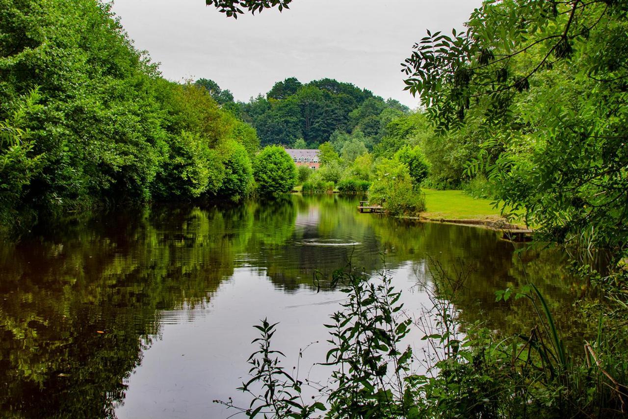 Lloyds Meadow Glamping Hotel Chester Exterior foto